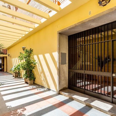 El Rio Apartment Севиля Екстериор снимка