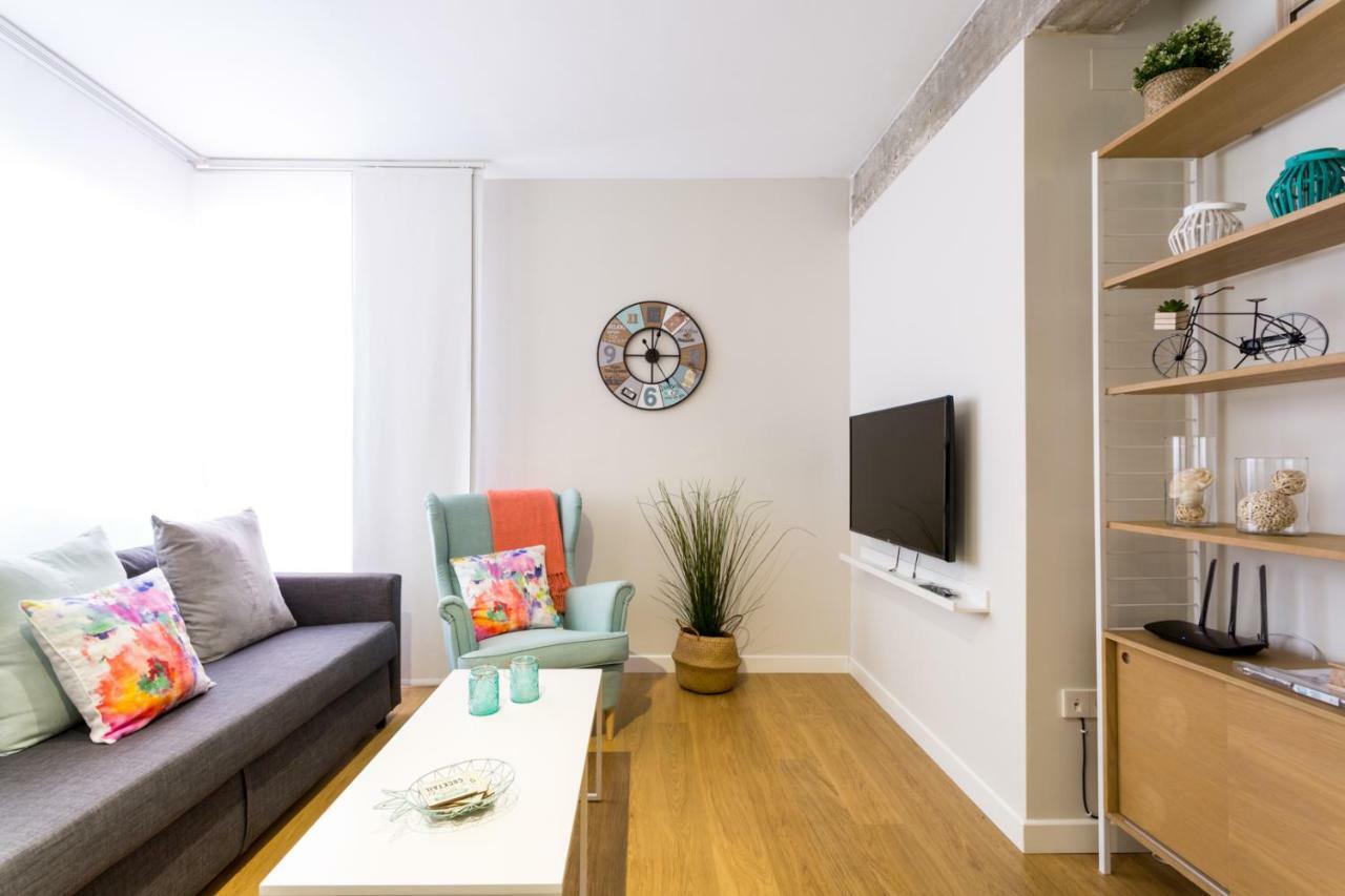 El Rio Apartment Севиля Екстериор снимка