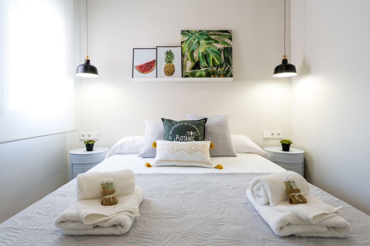 El Rio Apartment Севиля Екстериор снимка